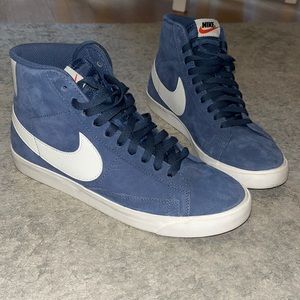 Nike Blazer Mid ‘77